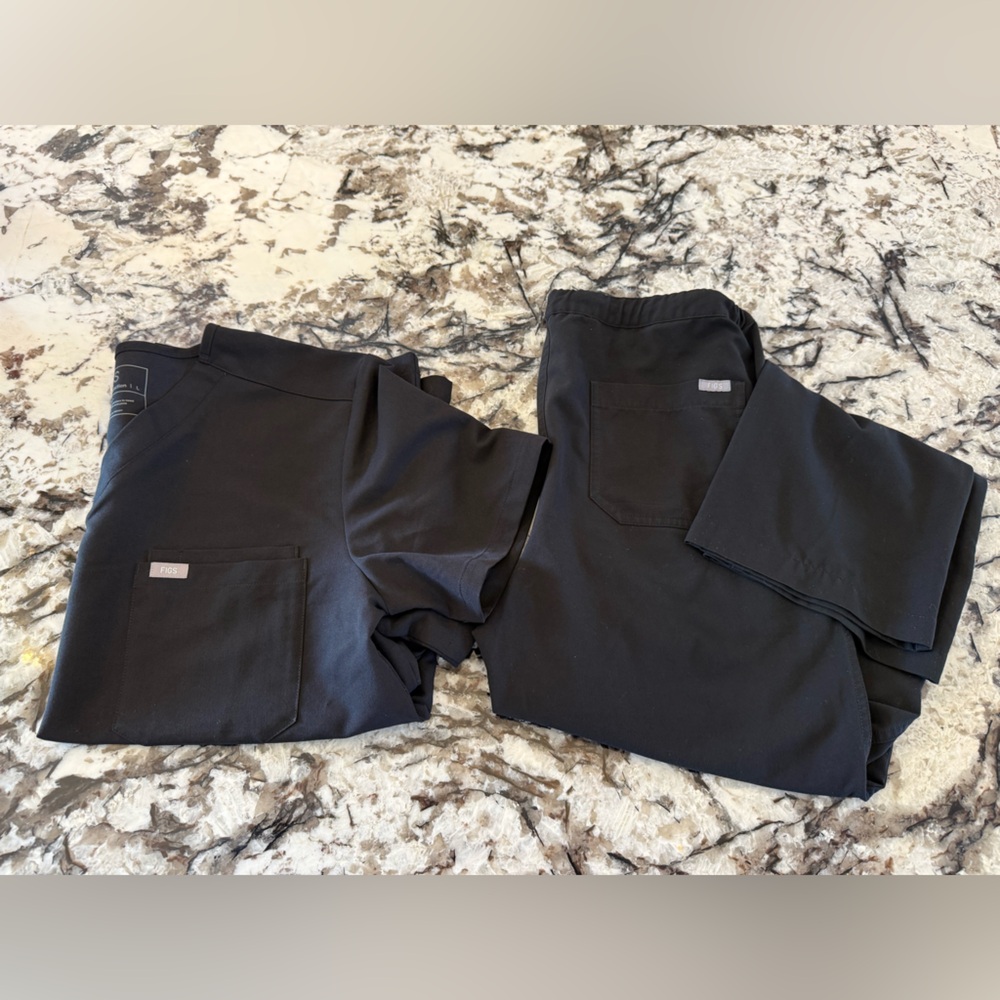 Figs mens scrub set